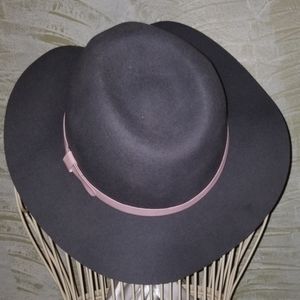NWT gray felt hat
